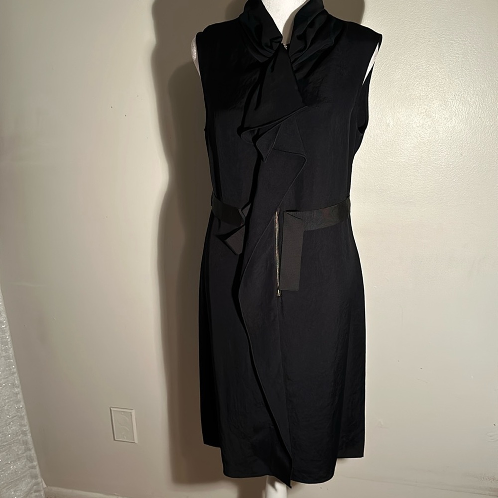 Elie  Tahari  Women’s Black Sleeveless Dress Size 10.